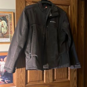 Columbia fleece taupe jacket